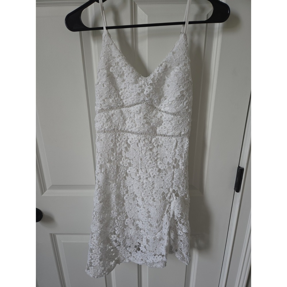 Abercrombie & Fitch Med‎ White Lace Mini Dress VNeck Smocked Back Coquette Fairy